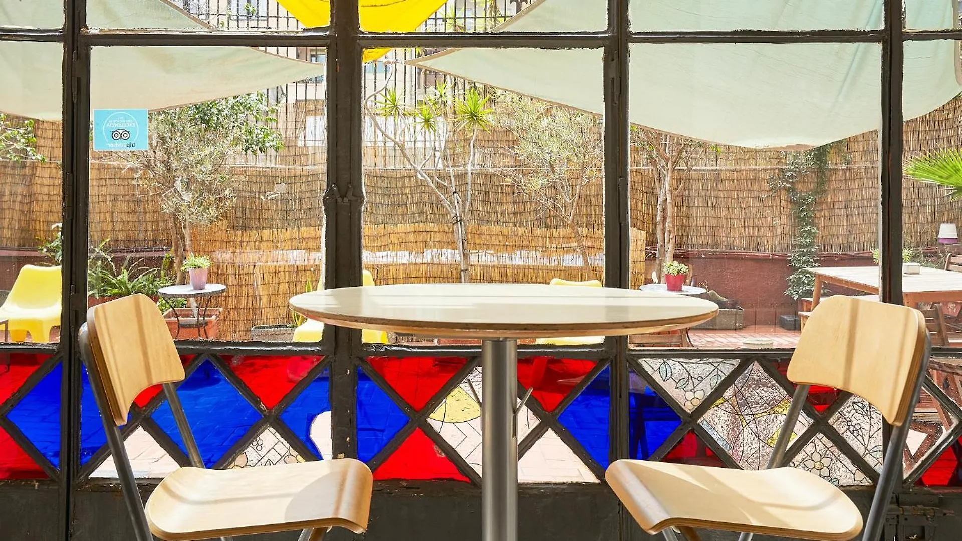 Guest house Ella Hostel Gran Via Barcelona