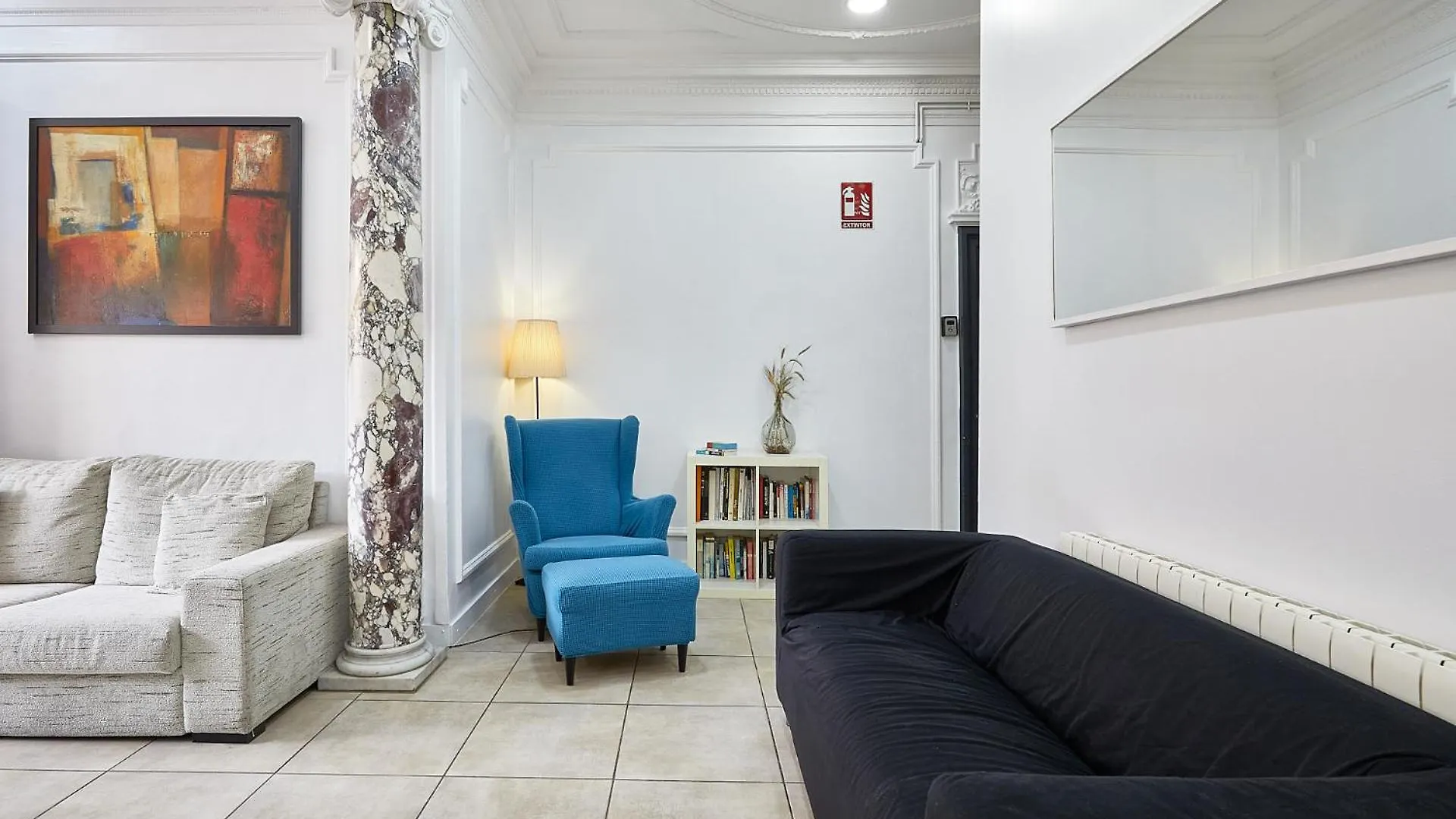 Ella Hostel Gran Via Barcelona Guest house