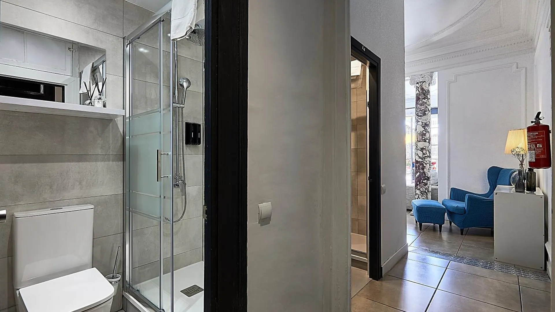 Ella Hostel Gran Via Barcelona Spain