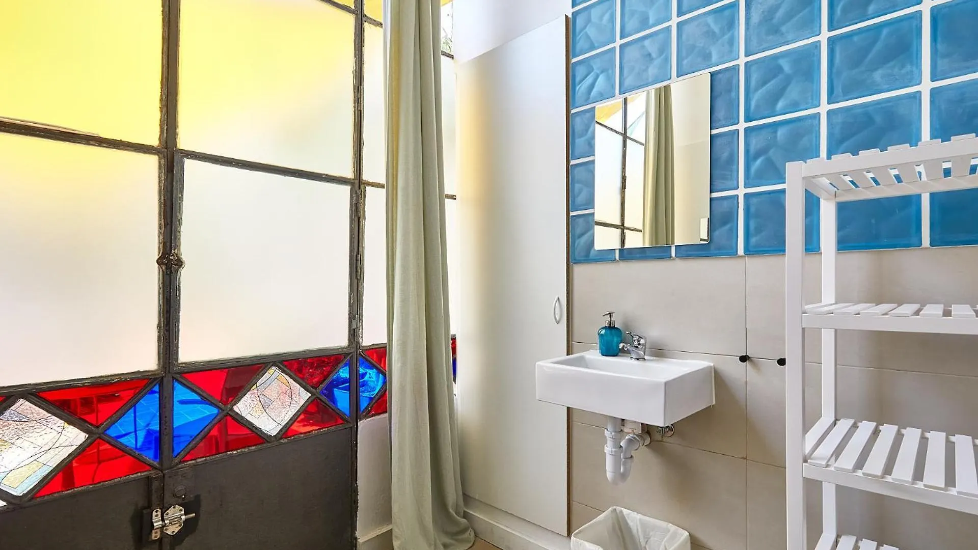 ** Πανσιόν Ella Hostel Gran Via Βαρκελώνη Ισπανία