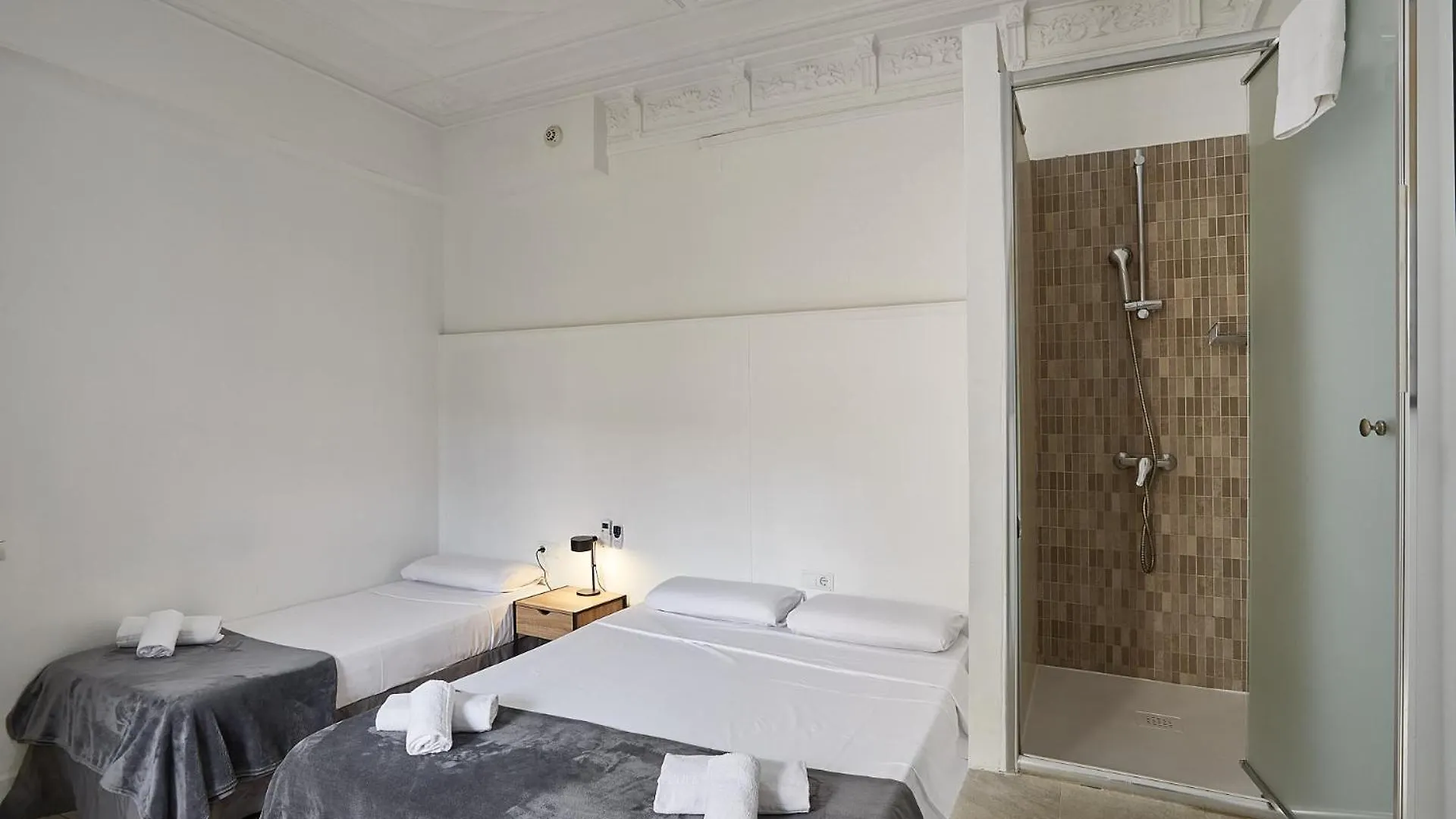 Ella Hostel Gran Via Βαρκελώνη 2*,  Ισπανία