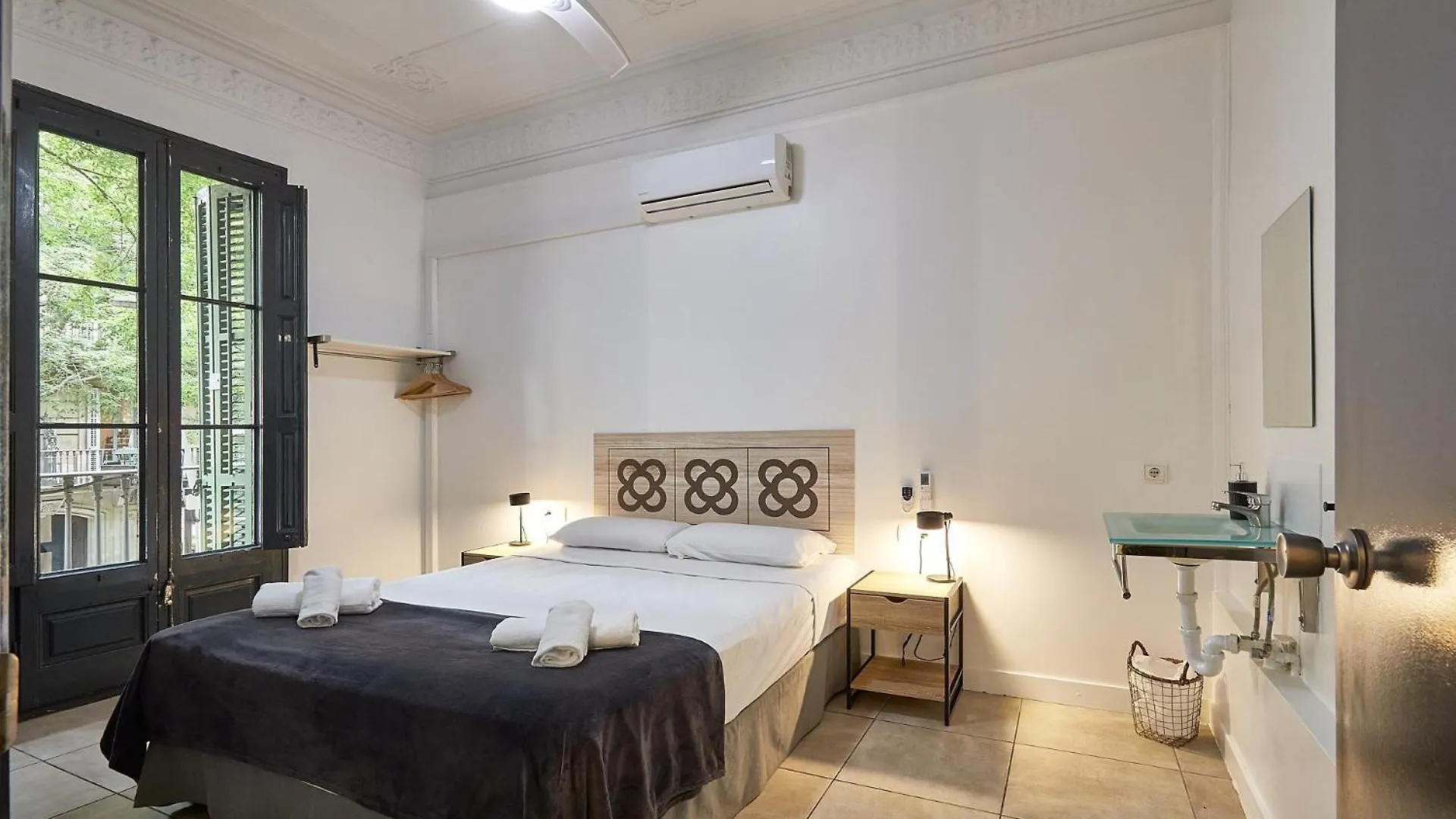 Casa de hóspedes Ella Hostel Gran Via Barcelona